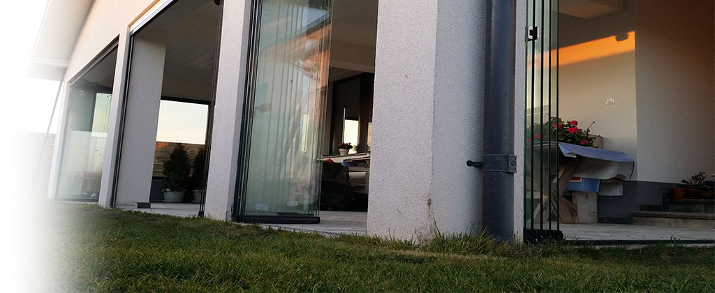 BKS-T-Pivotare-Panouri-Sticla